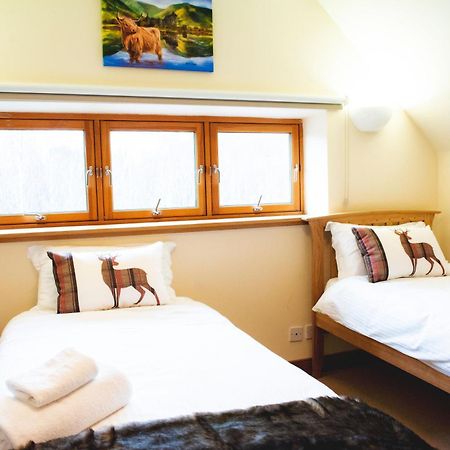 Clovenstone Lodges Інверурі Екстер'єр фото