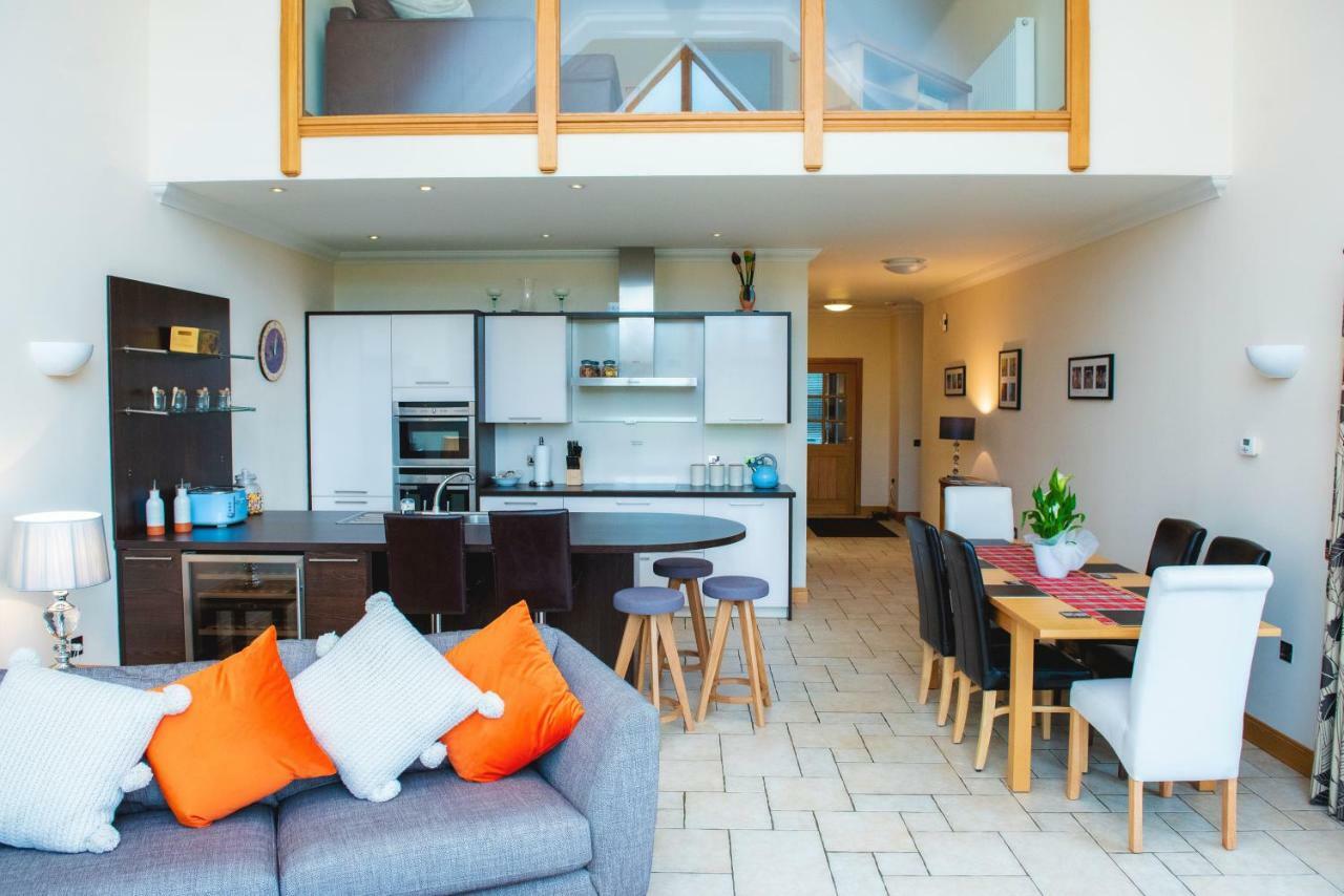 Clovenstone Lodges Інверурі Екстер'єр фото